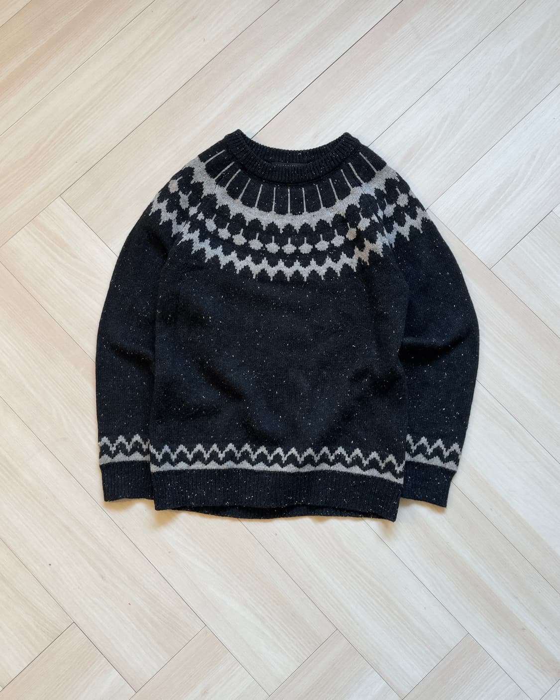 [SENSE OF PLACE] nordic yoke sweater 상품이미지1