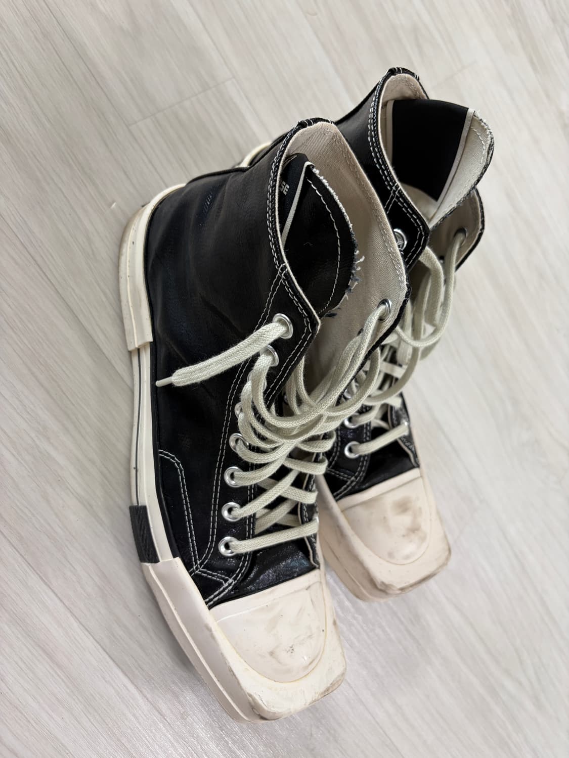 컨버스 x 다크쉐도우 터보다크 척 70 하이 블랙 래커드 데님 상품이미지1