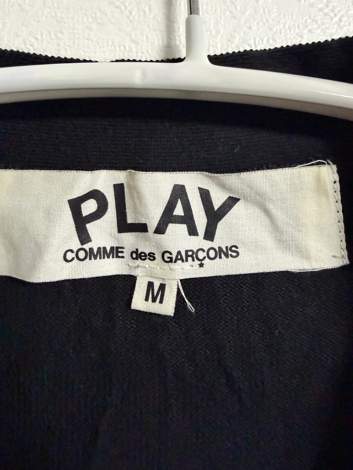 꼼데가르송 플레이 레드 하트 와펜 가디건 상품이미지3