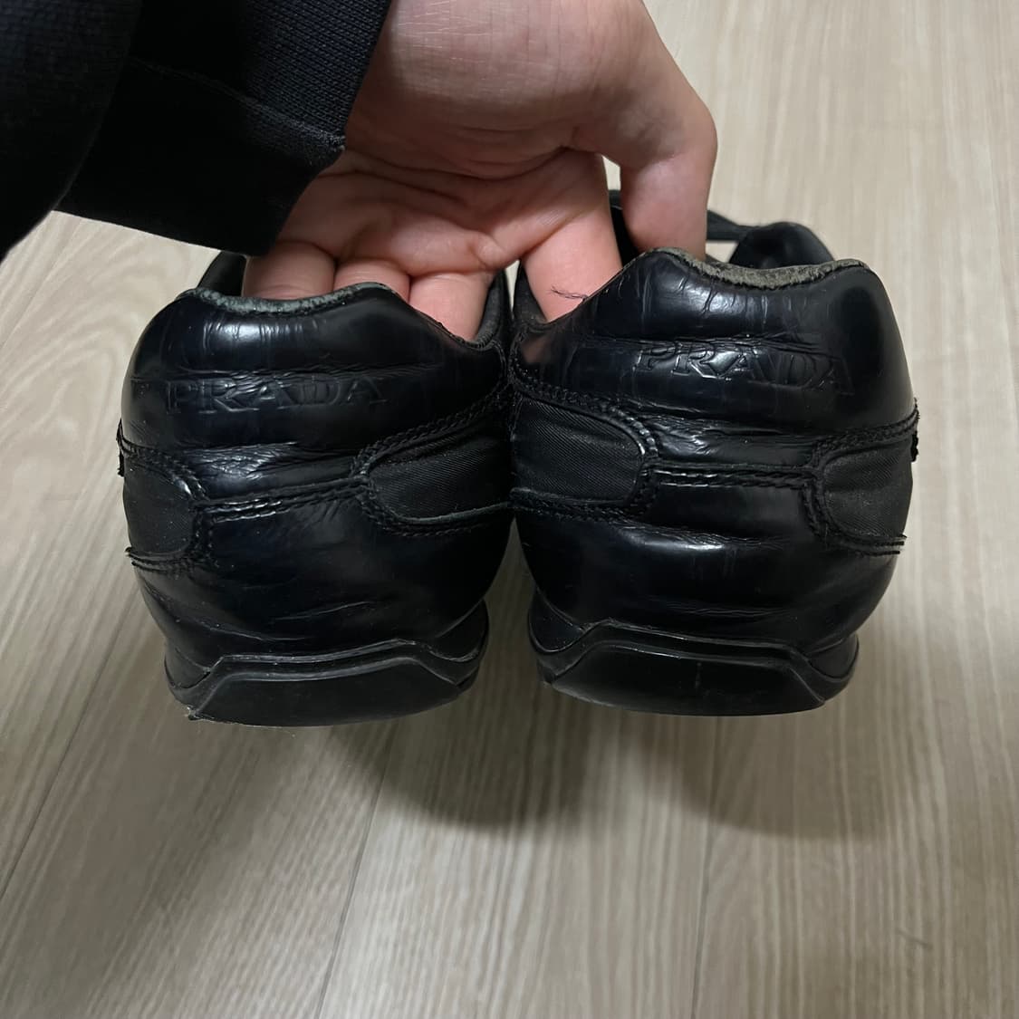 [eu38,240-245] 프라다 신발 블랙 상품이미지3