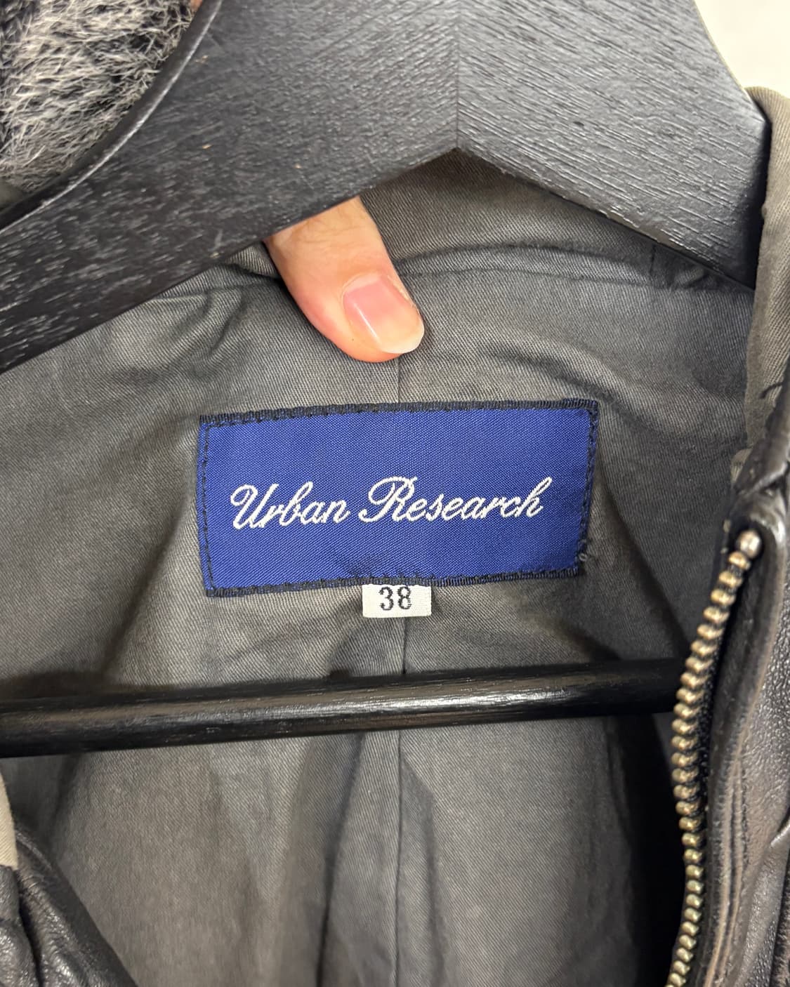 어반 리서치 블랙 쉽스킨 후디 레더 자켓 상품이미지7