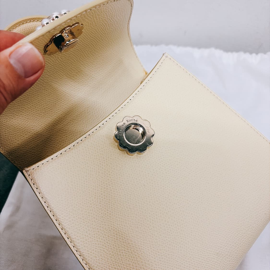 (정품/새상품) 시몬로샤 여성 크림 펄 미니 발렌타인 토트백 숄더백 상품이미지3