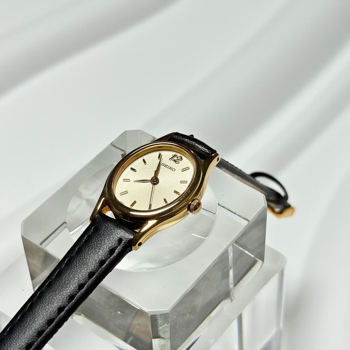 80s90s 빈티지 세이코 클래식 골드 오벌 다이얼 워치 상품이미지8