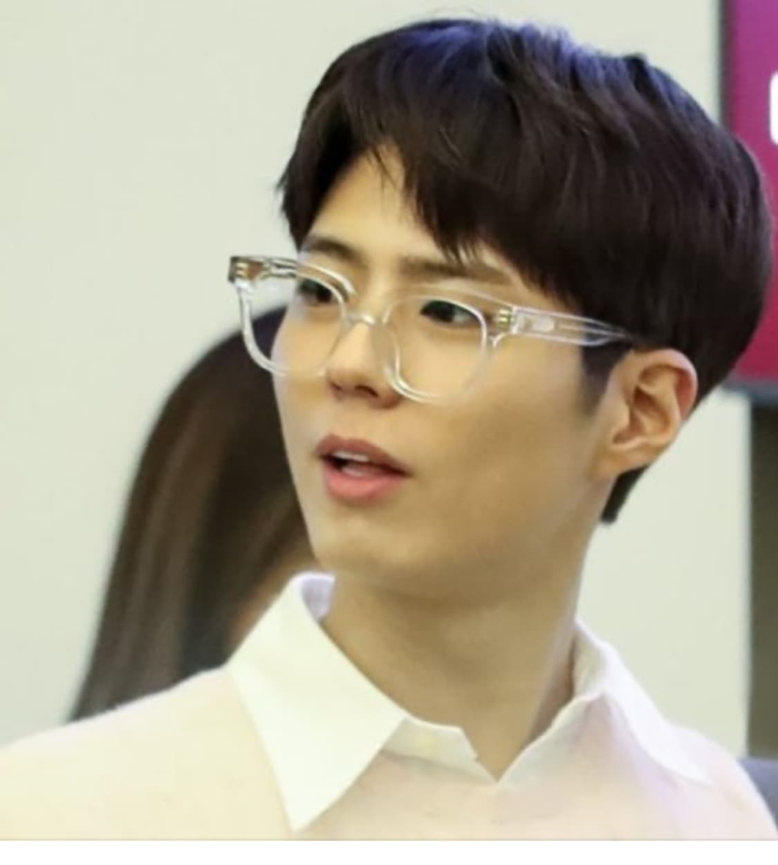 젠틀몬스터 와일드와일드 안경테 판매합니다. 상품이미지4