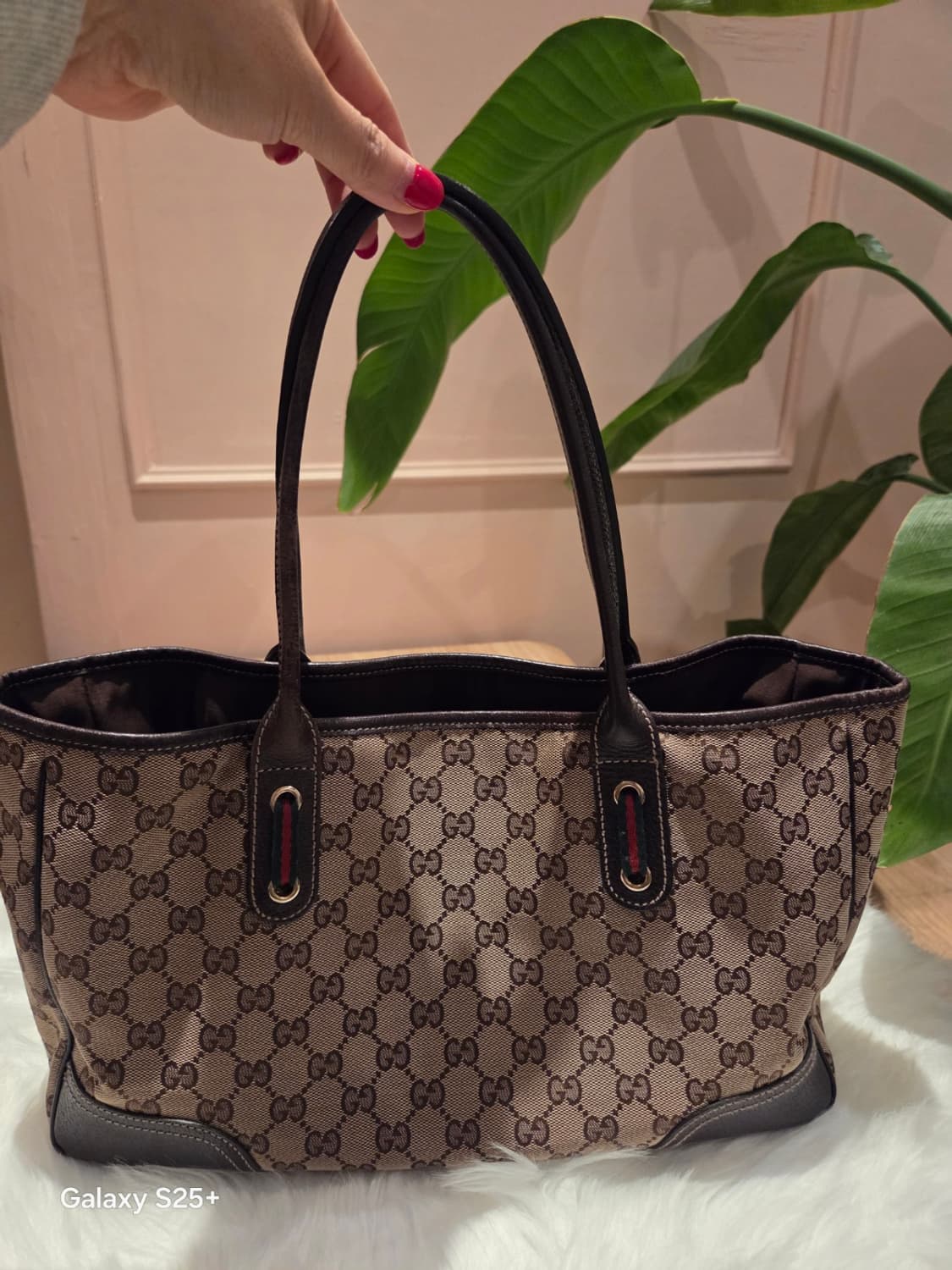 구찌 GG 로고 캔버스 자카드 토트백 상품이미지3