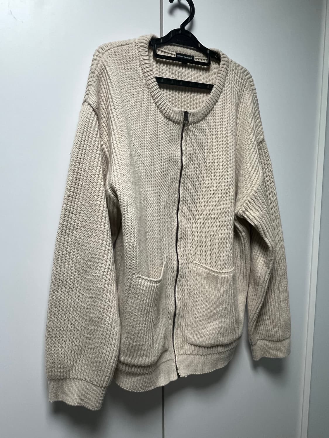 니트집업 상품이미지1