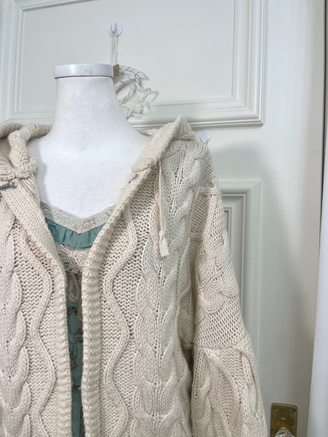 ivory twist hook closed hoodie cardigan 상품이미지7