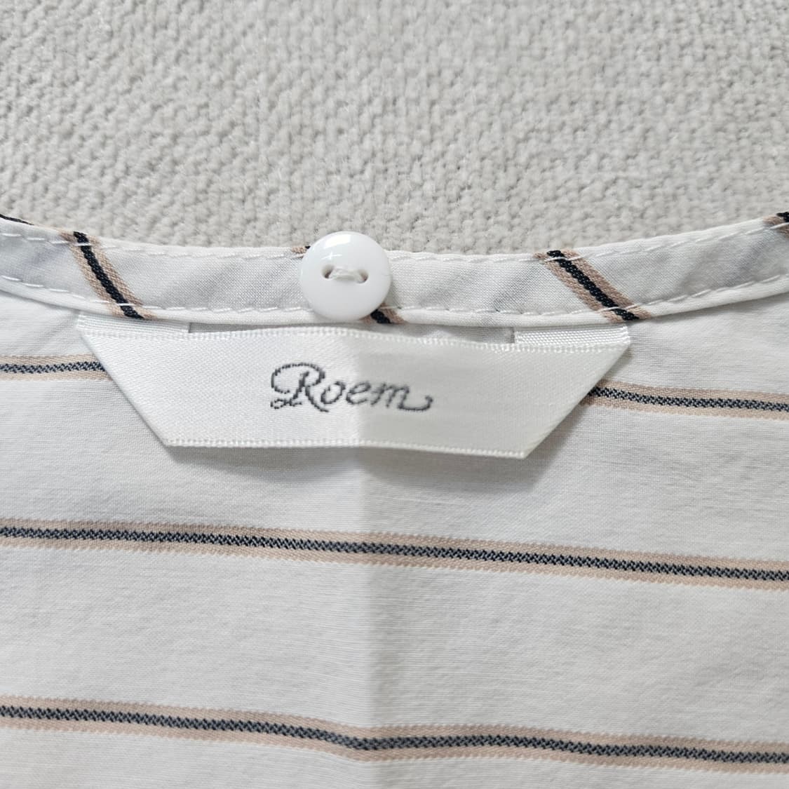 85-95-160 로엠 여성 블라우스 0402Y 상품이미지3