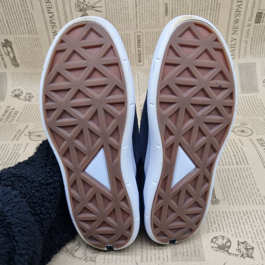 언더아머 컵솔 여성슬립온240  상품이미지3