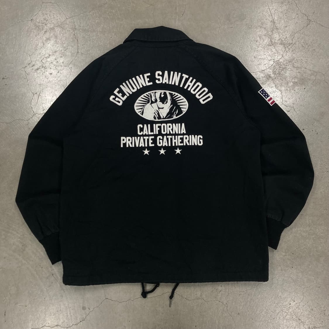 세인트페인 블랙 컬러 성조기 로고 코튼 코치 자켓 상품이미지2