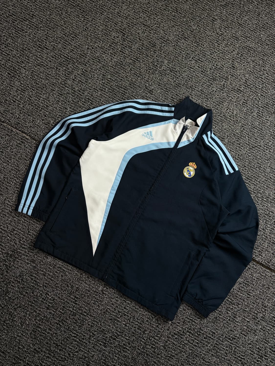 아디다스 레알마드리드 레트로 우븐 트랙 바람막이 자켓 1872 상품이미지1