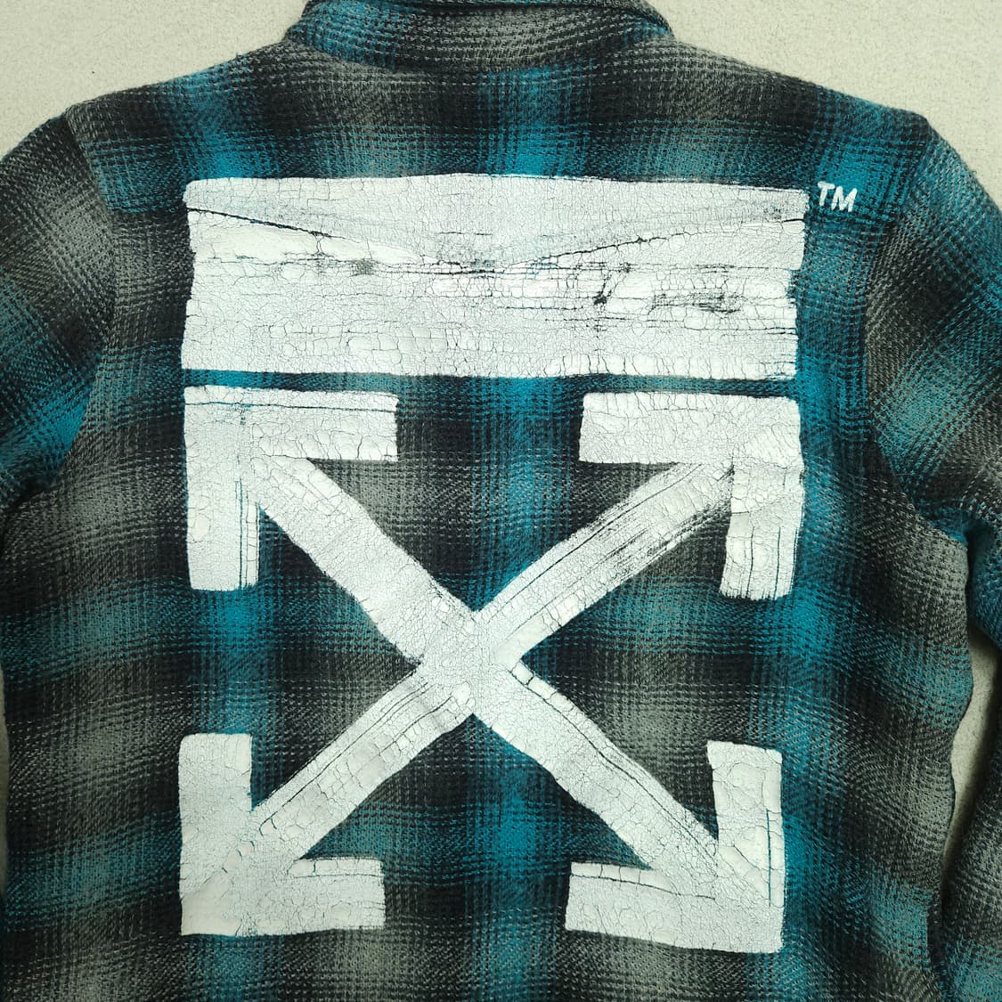 오프화이트 플란넬 셔츠 M 상품이미지4