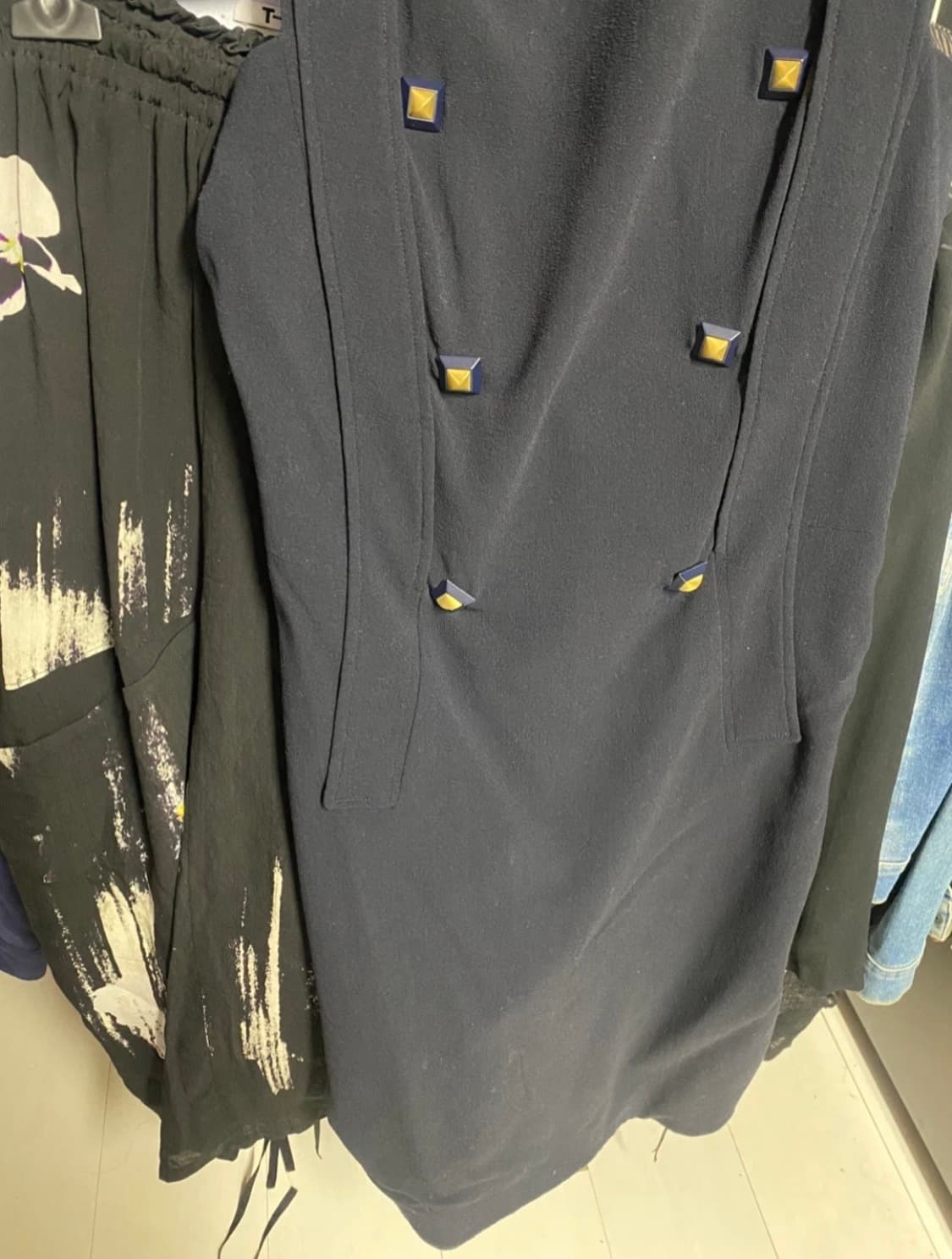 정품] 지방시(GIVENCHY) 골드 스터드 & 비대칭 언밸런스 미디 드 상품이미지6