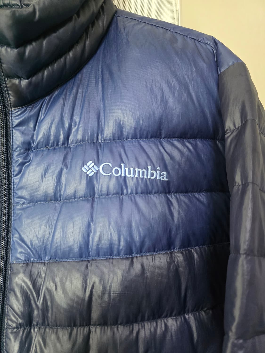 콜럼비아 남성 투톤 네이비 경량패딩 XL 상품이미지4