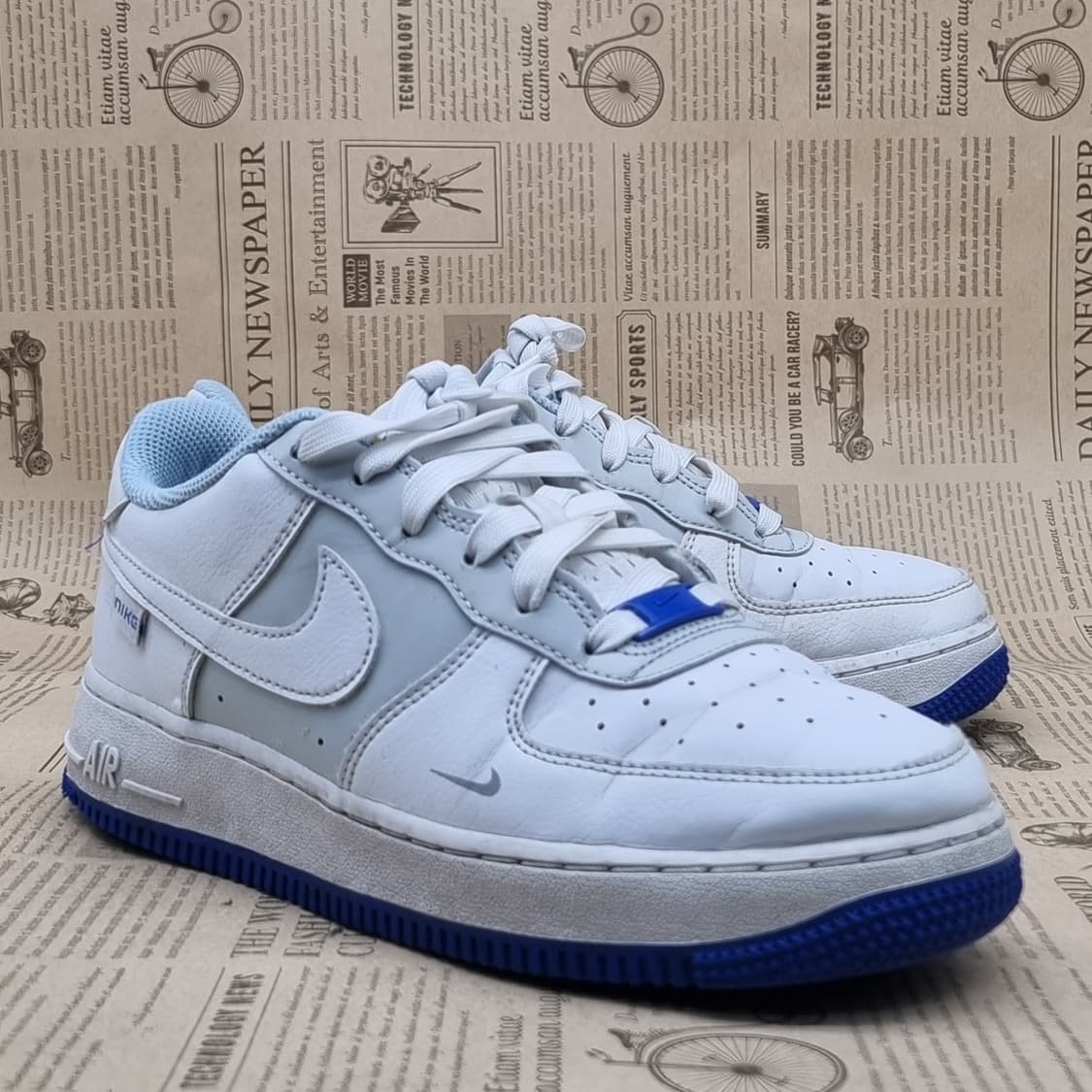 나이키 에어포스1 로우 화이트 블루 245 상품이미지1
