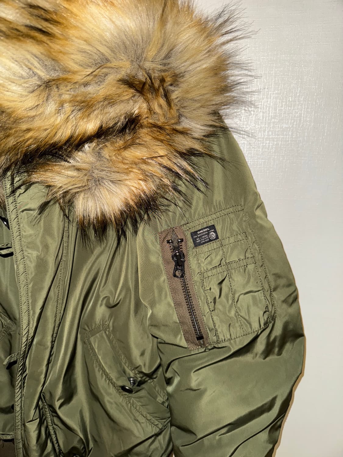 디젤 퍼 후드 봄버자켓 상품이미지2