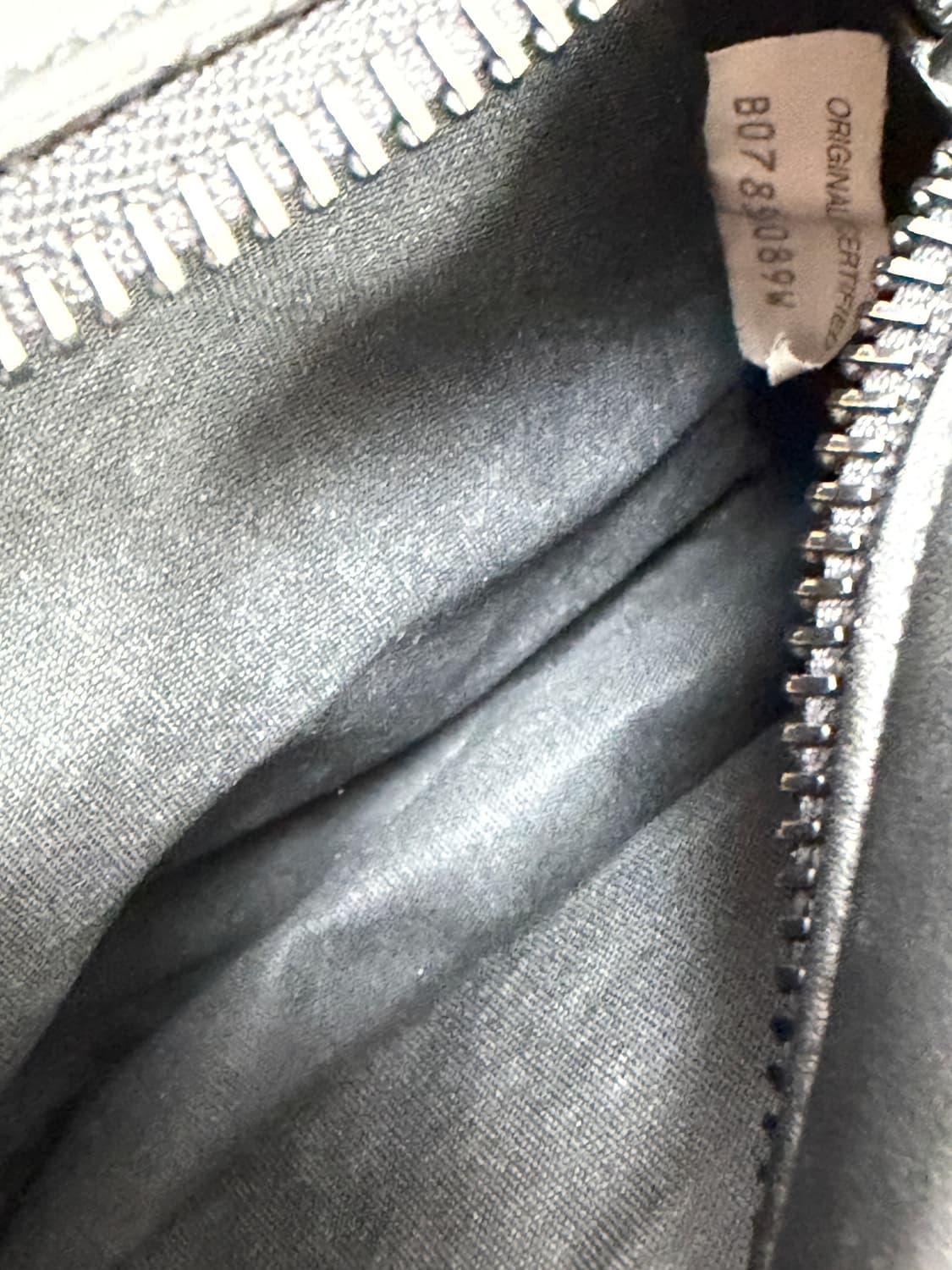 보테가베네타 퍼포레이티드 레더 미니 크로스백 상품이미지7