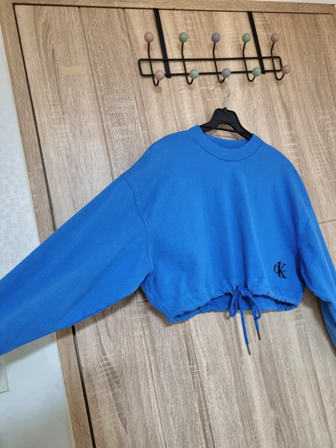 CK 캘빈클라인 크롭 맨투맨 상품이미지5