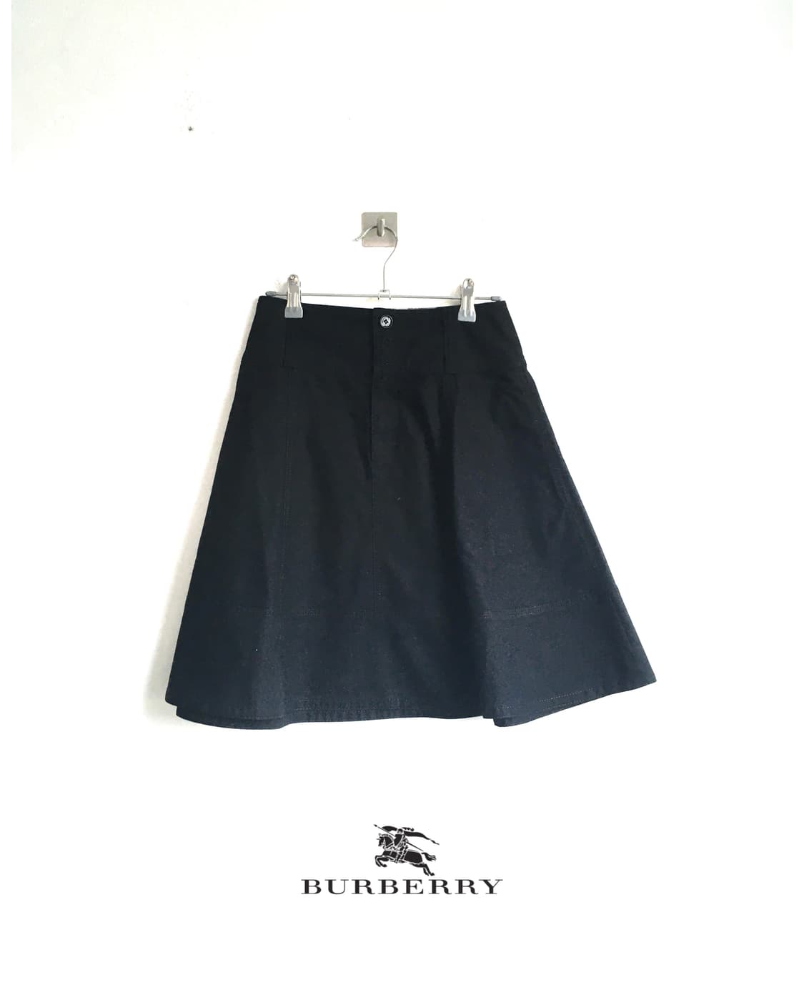 Burberry navy midi skirt  상품이미지1