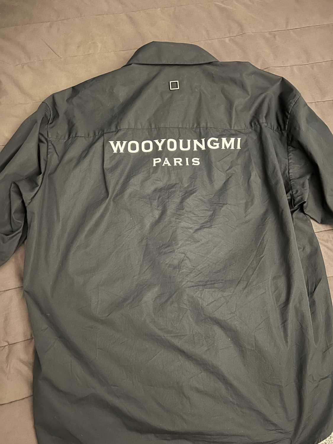 우영미 코튼 백로고 셔츠 블랙 50 상품이미지2