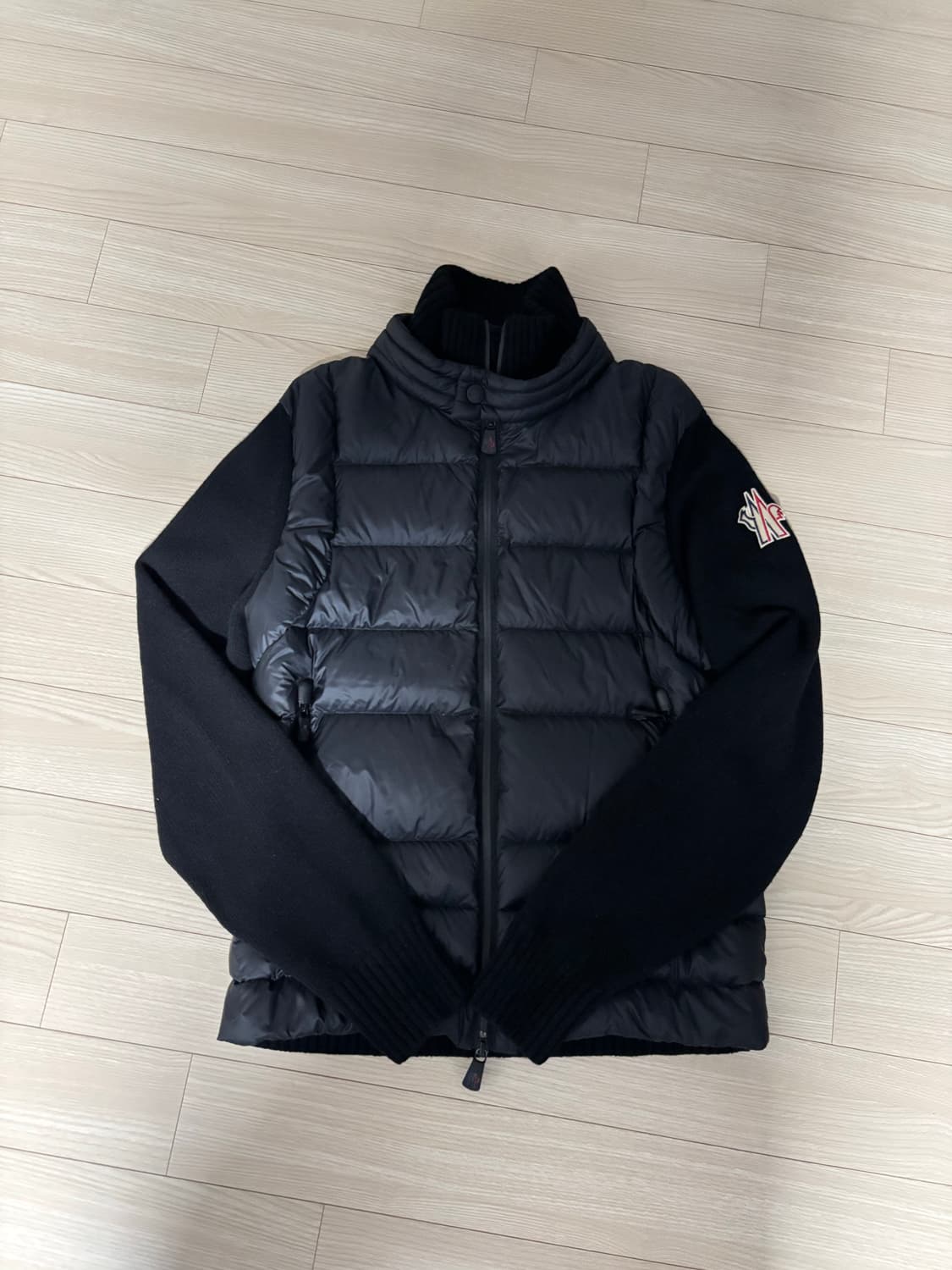 몽클레어 니트패딩 M사이즈 상품이미지1