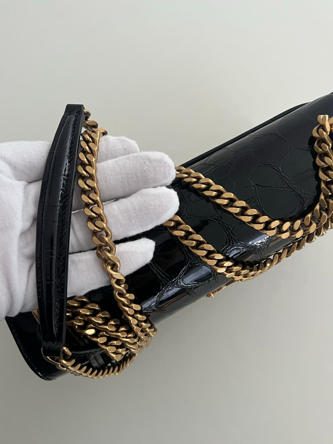 생로랑 크로크다일 미듐 선셋백 상품이미지8