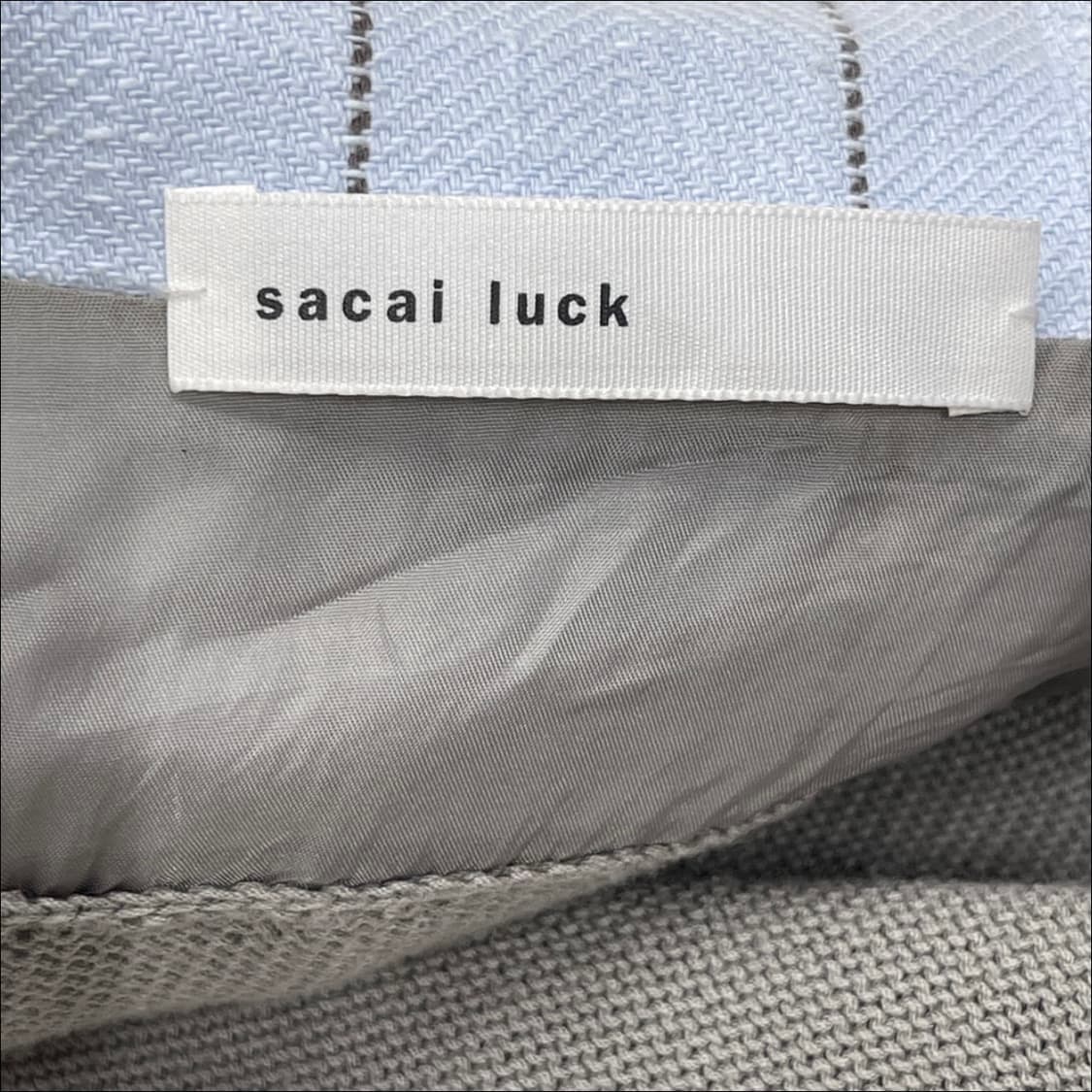 사카이 럭 여성 데미지 디테일 스트라이프 벨트 가디 건 자켓 그레이 블루 상품이미지3