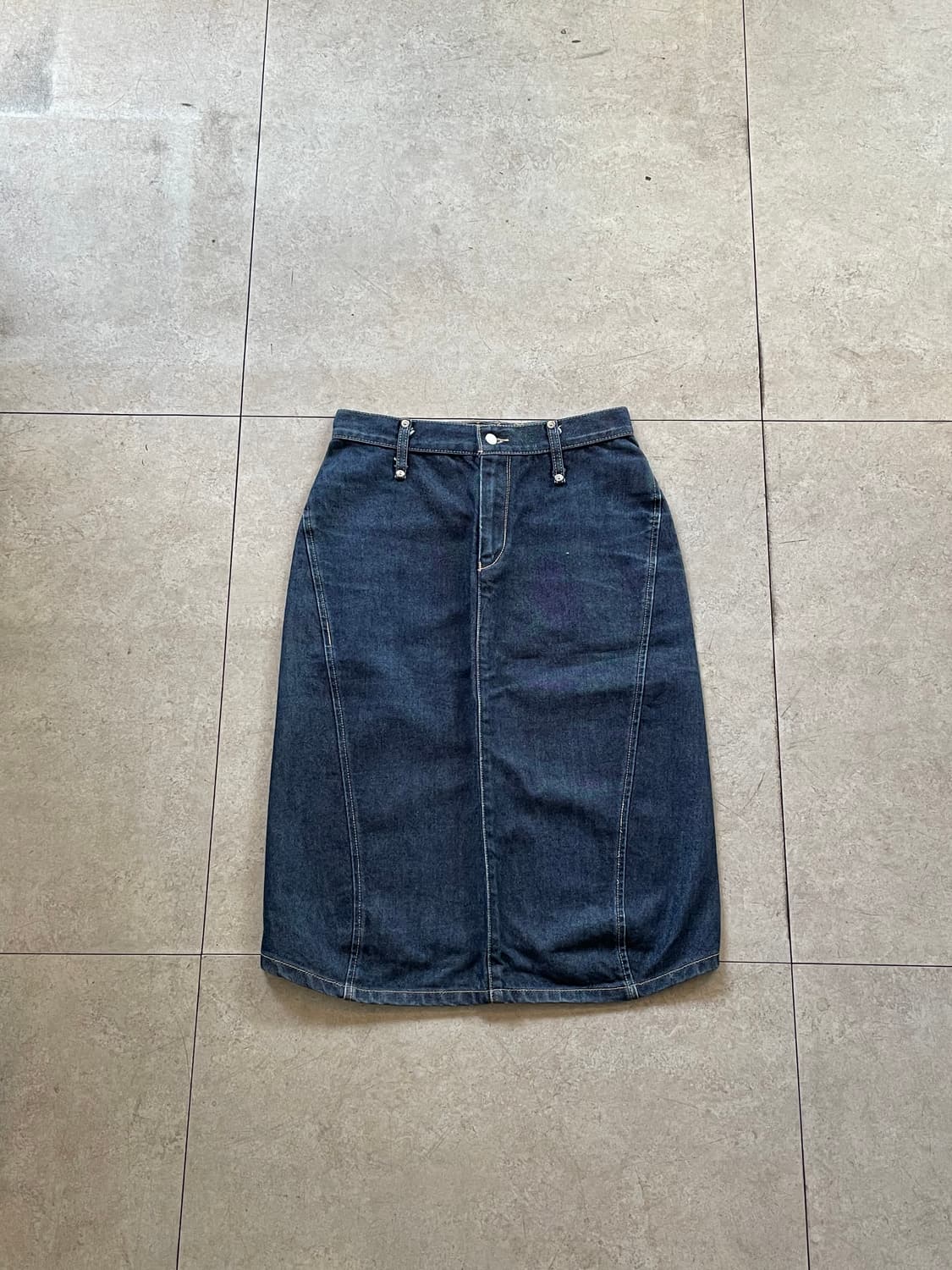 리바이스 엔지니어드 진스 데님 H라인 스커트 상품이미지1