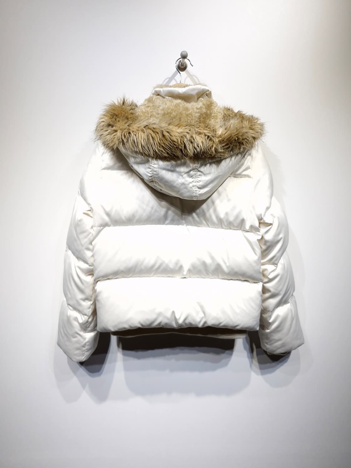 Levi's 리바이스 크롭 후드퍼 다운패딩 자켓_95 상품이미지2