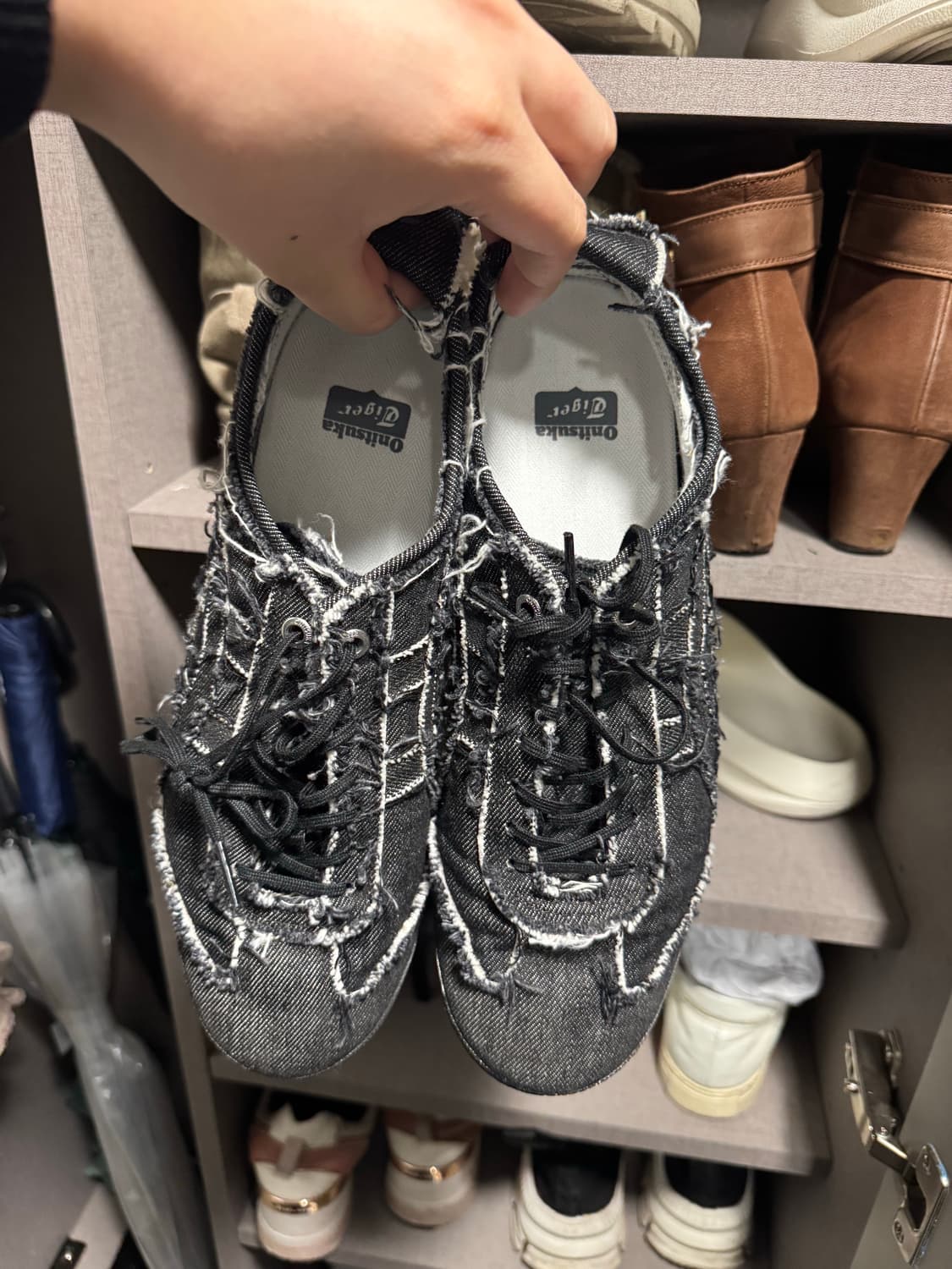 오니츠카타이거 데님 스니커즈 상품이미지2