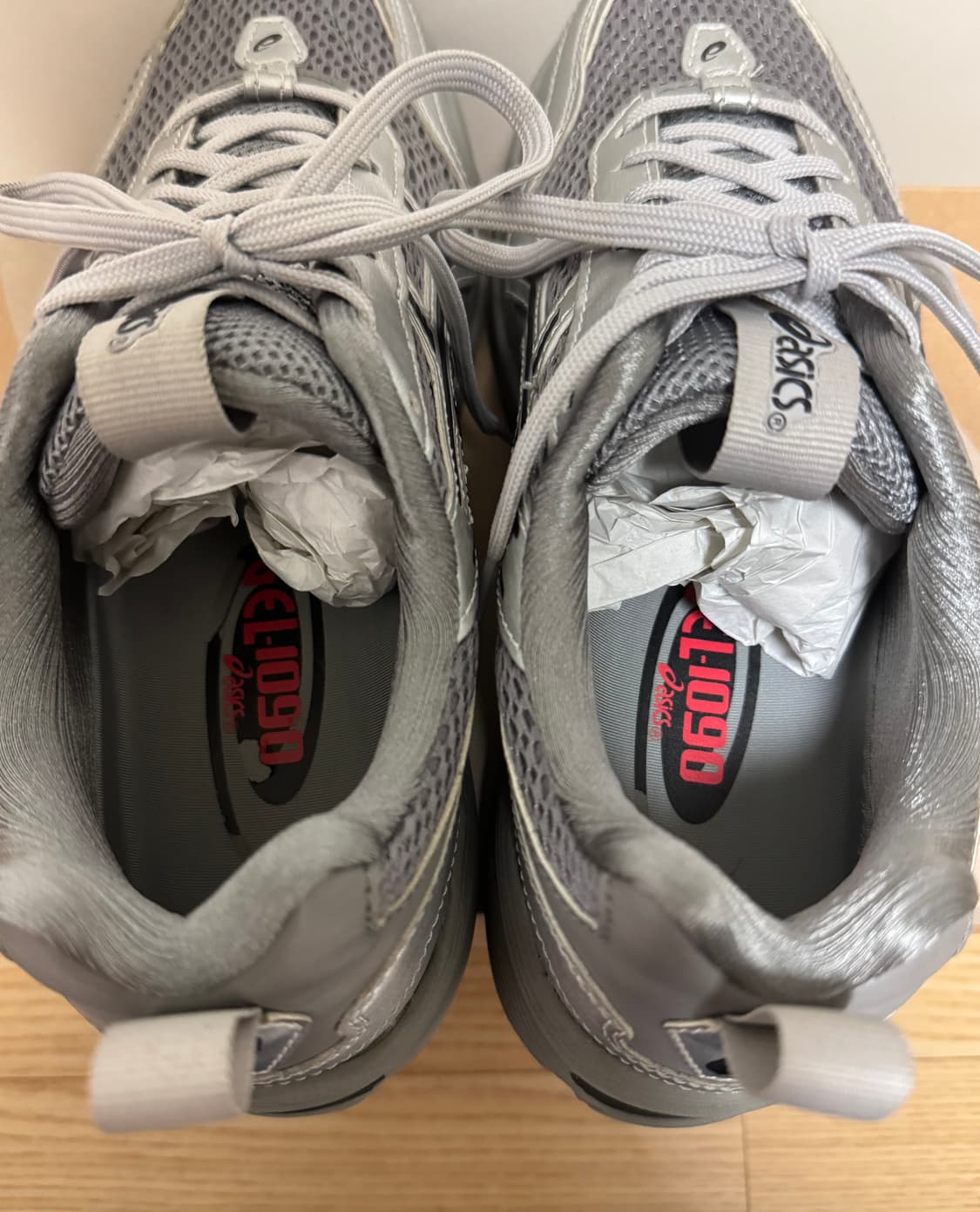 아식스 x 프레자 위워 젤 1090 V2 실버 상품이미지6