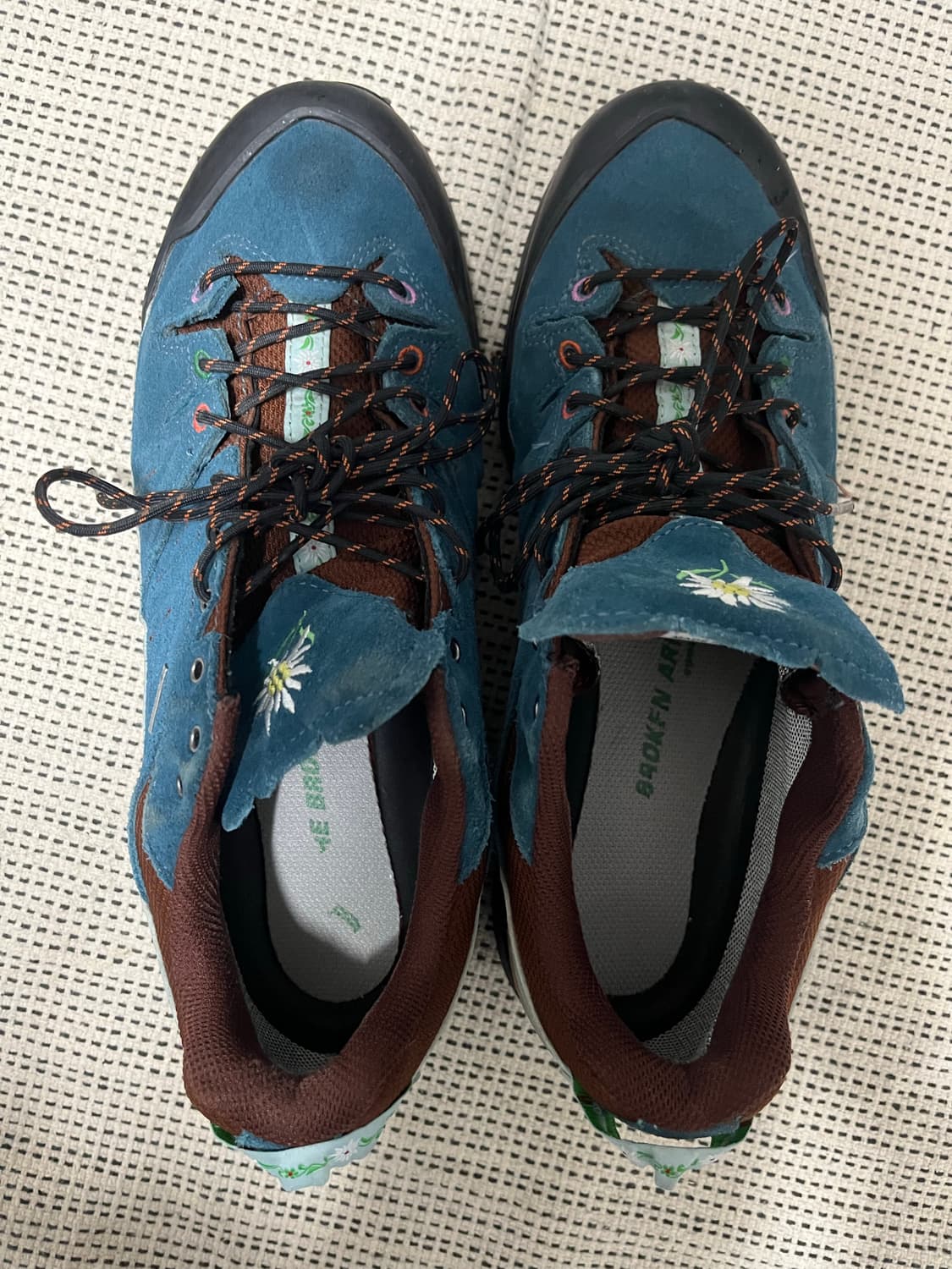 살로몬 x 브로큰 암 275 상품이미지7