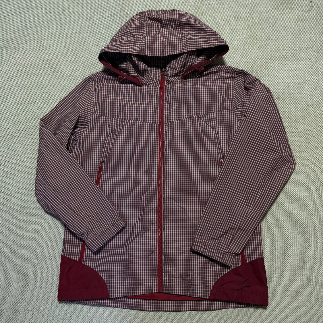 디스커버리 체크 바람막이 자켓 상품이미지1