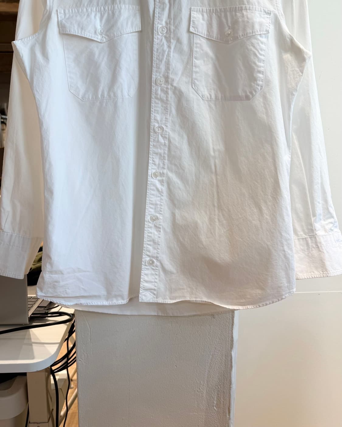 컬러 화이트 포켓 코튼 셔츠 상품이미지6