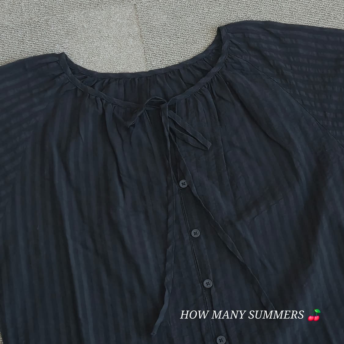 GU 지유 블랙 리본 퍼프 소매 블라우스 상품이미지3