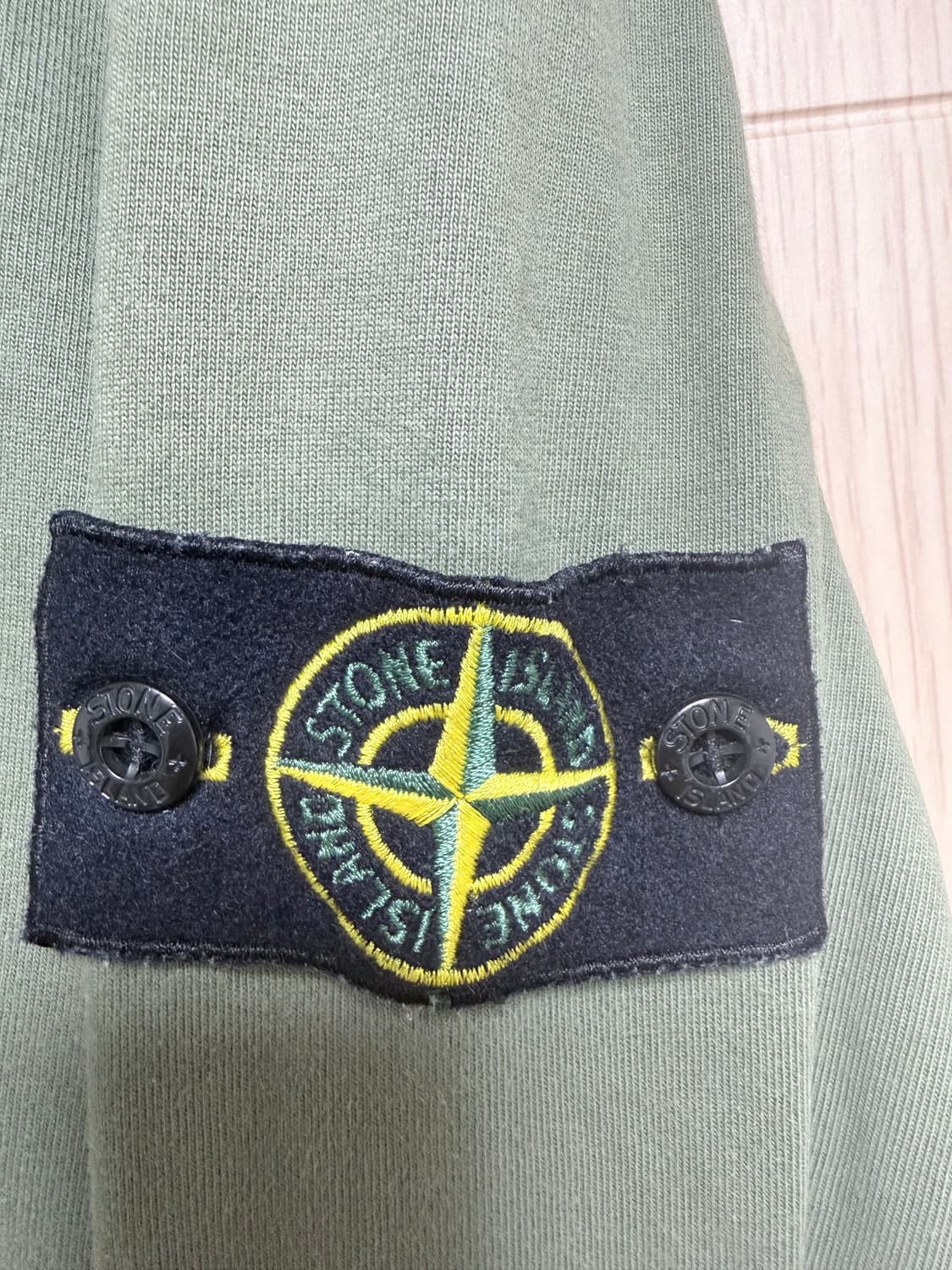 스톤아일랜드 롱슬리브 상품이미지4