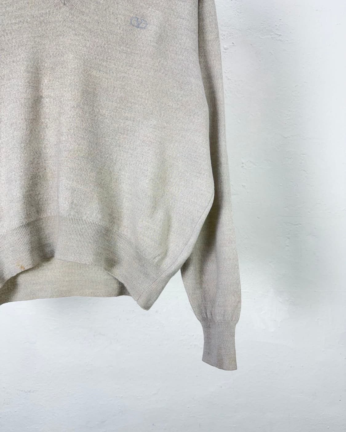 발렌티노 베이지 클래식 브이넥 니트 스웨터 상품이미지5