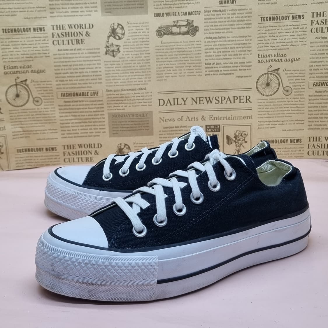 컨버스 척테일러 리프트 여성운동화240 상품이미지1