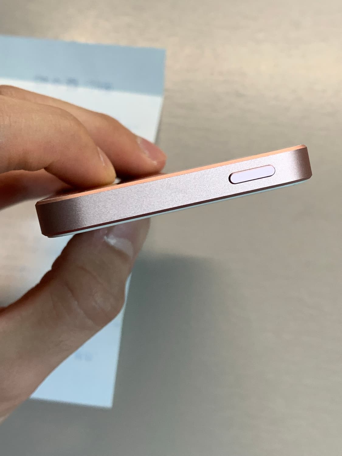 아이폰 SE1 애플 공식 리퍼 로즈골드 상품이미지6