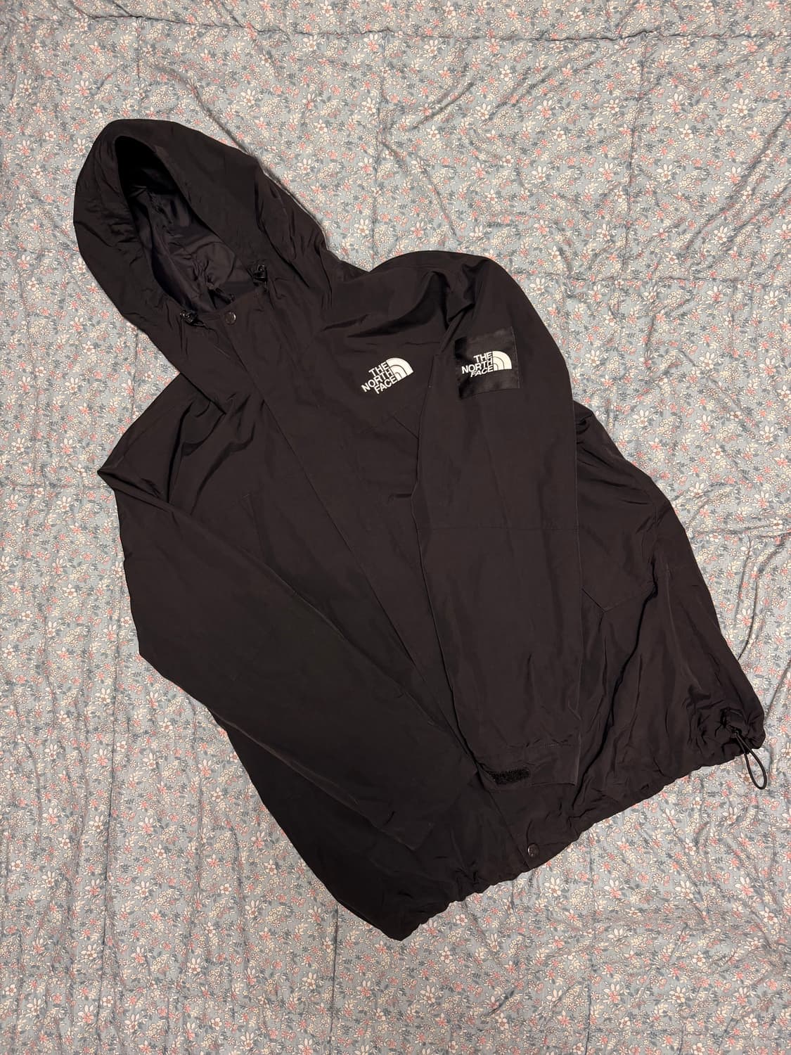 노스페이스 바람막이 상품이미지1