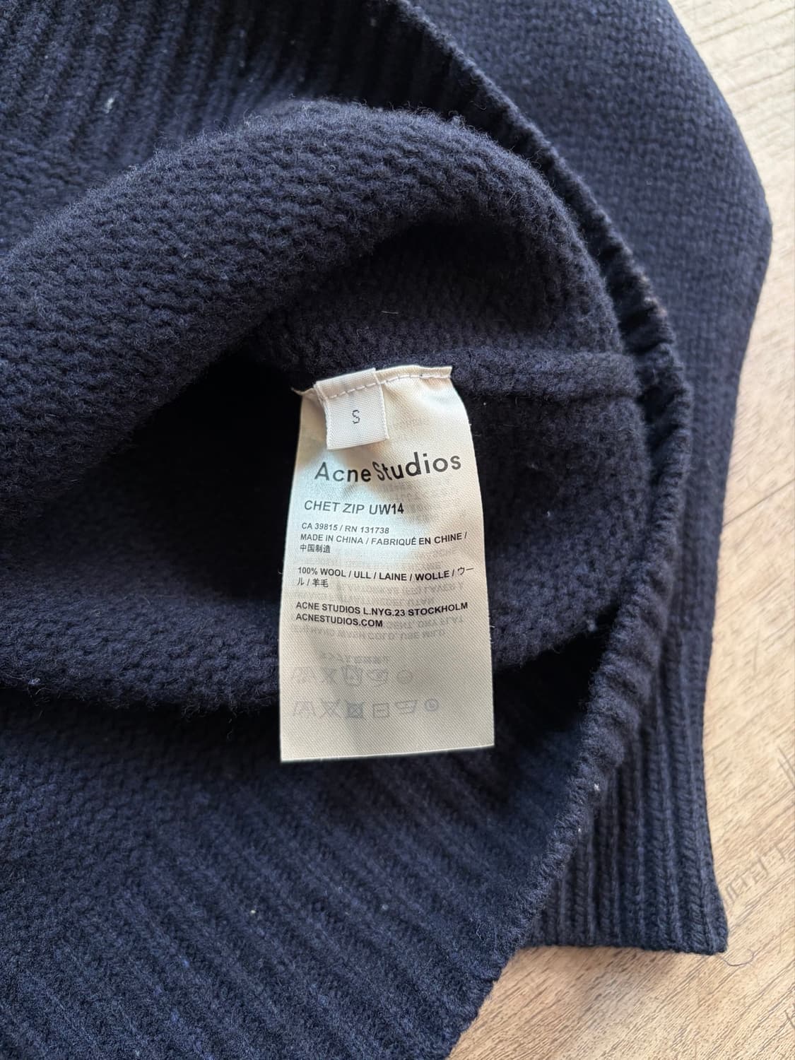 Acne Studios 네이비 울 집업 니트 S 상품이미지3