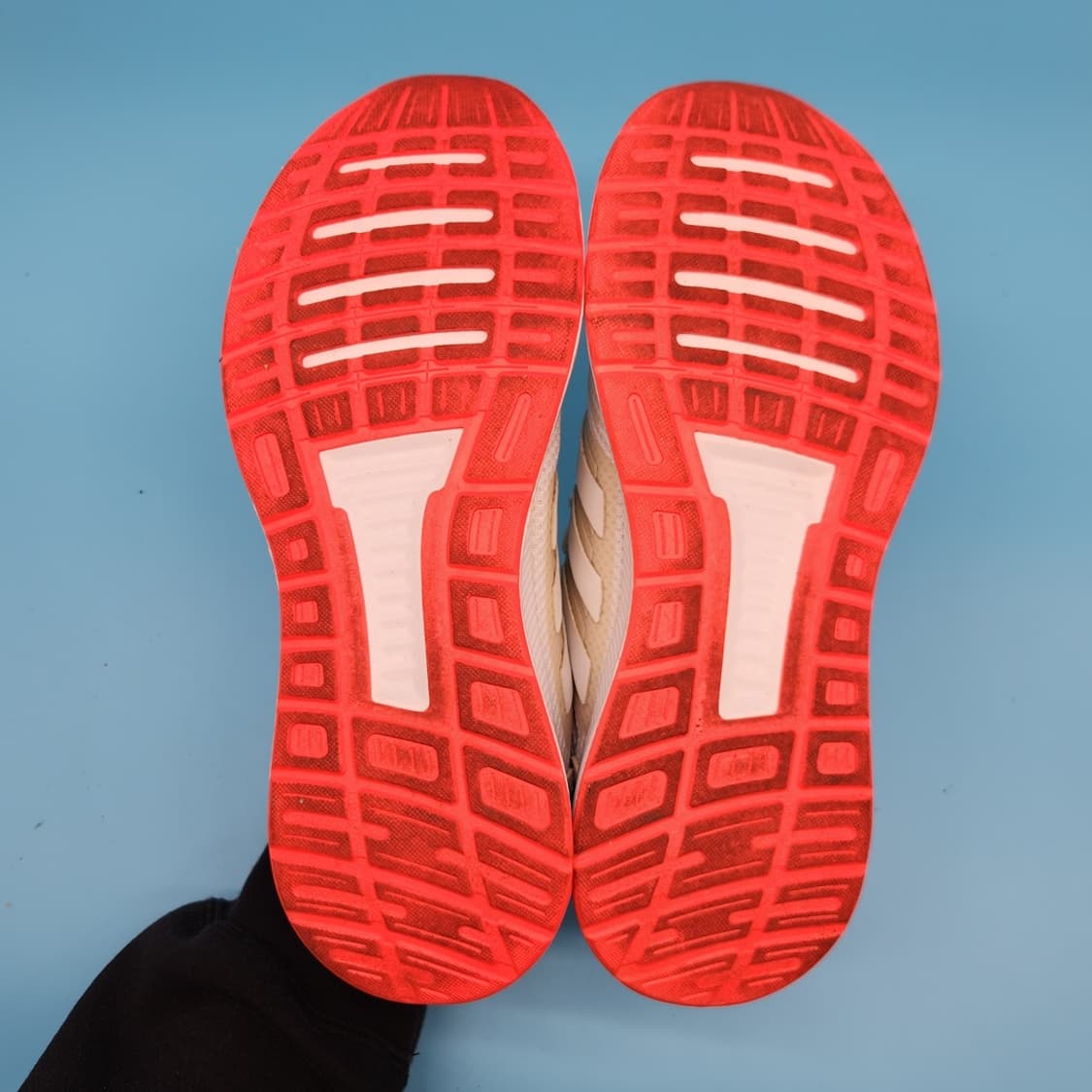 ooo 아디다스 런팔콘 여성런닝화 230 상품이미지5