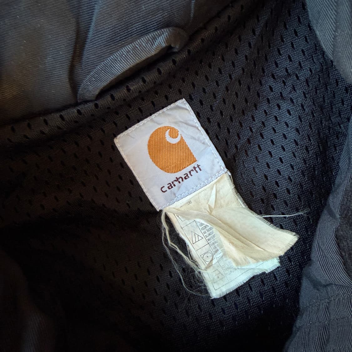 칼하트 C48 쉴드 자켓 상품이미지6