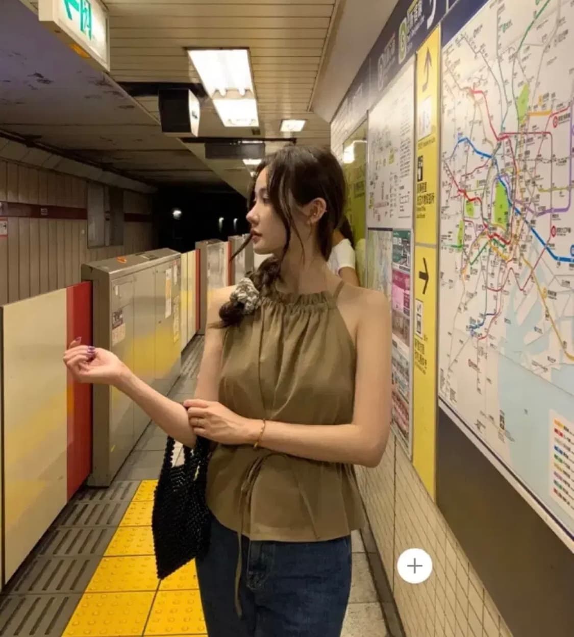 오브제스트 홀터넥 블라우스 상품이미지3