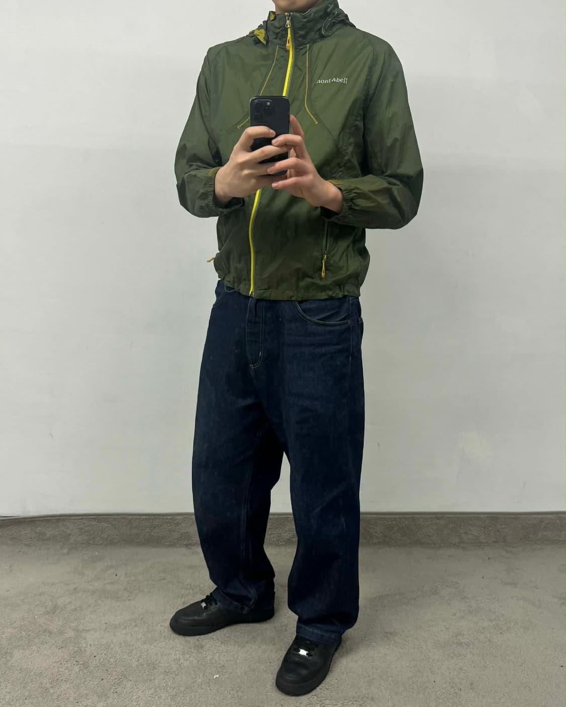 [L] 몽벨 올리브 그린 나일론 윈드브레이커 자켓 상품이미지1