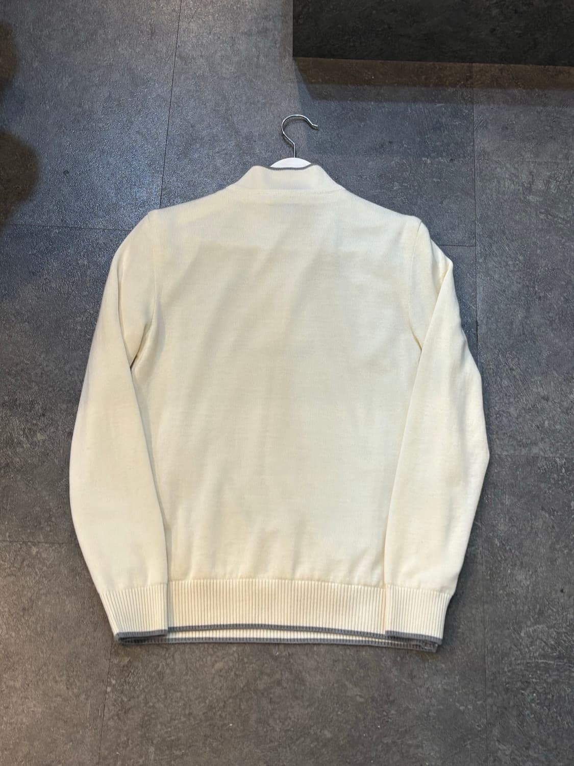 푸마 여성 방풍 하프집업 반집업 니트 L사이즈 상품이미지3