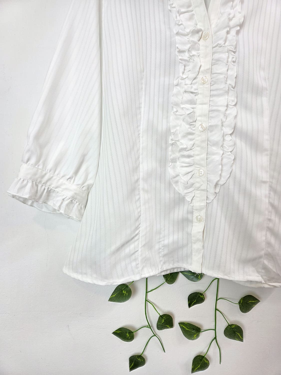 THEORIA 러플 블라우스 상품이미지3