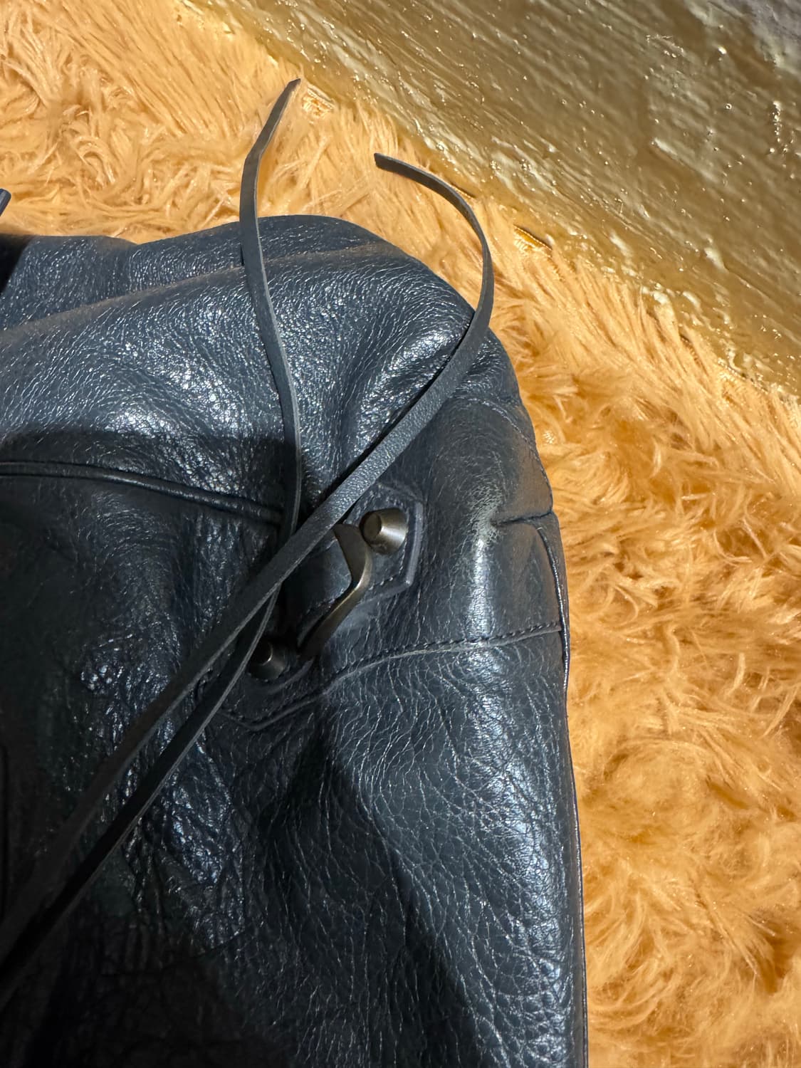 발렌시아가 선데이 토트백 스몰 챠콜 상품이미지8