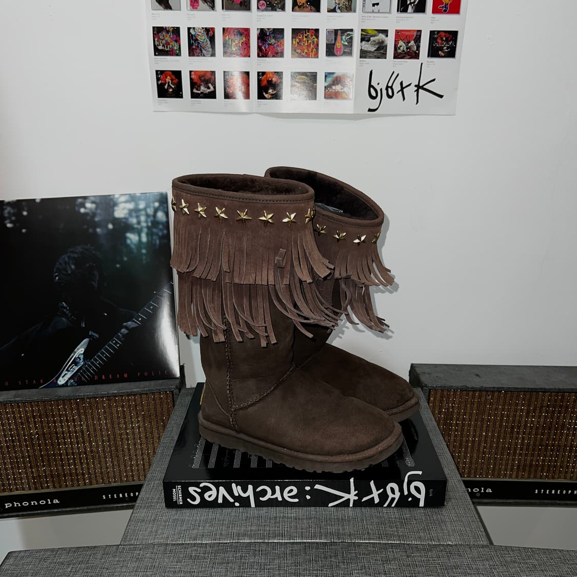 지미추 X 어그 스터드 부츠 모카 브라운 상품이미지3