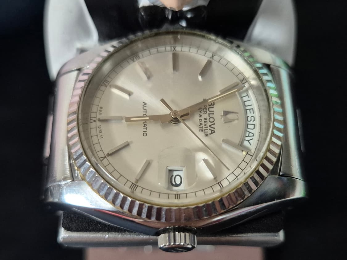 부로바 슈퍼세빌 데이데이트 실버 오트메틱 상품이미지1